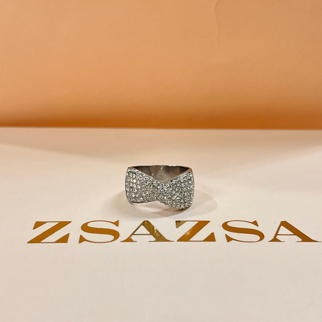 Zircone sterling silver twisted band ring