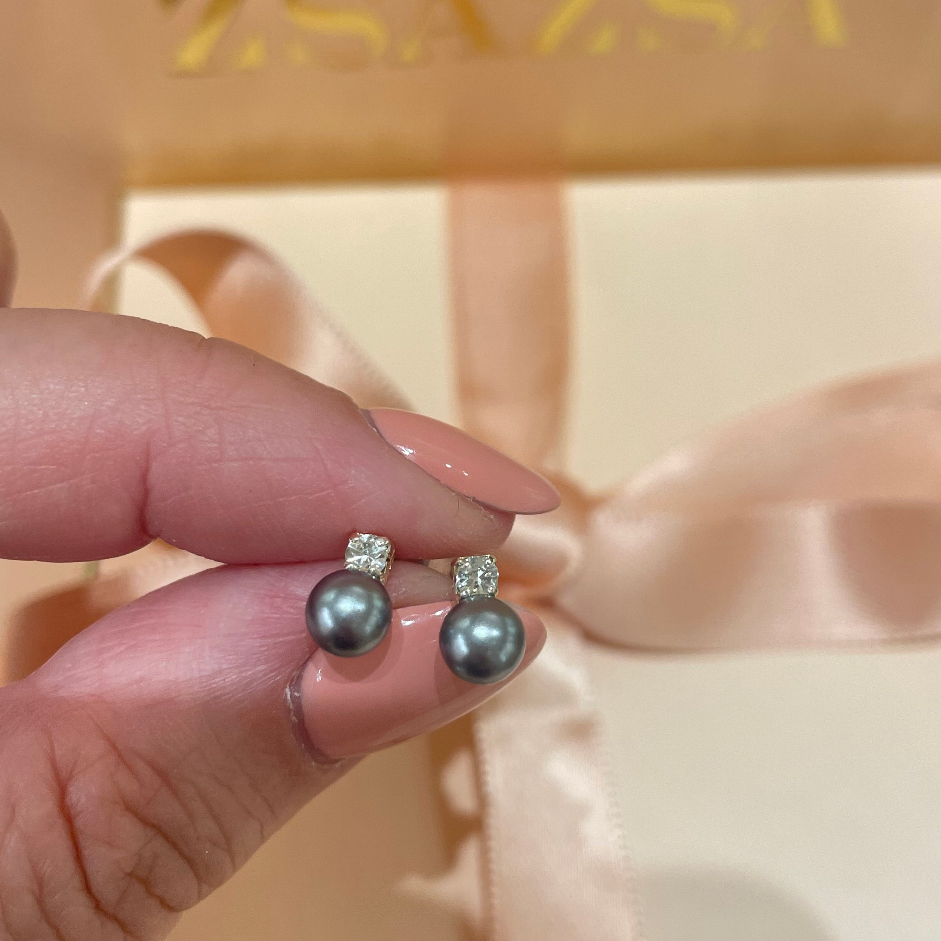 Dainty grey pearls studs