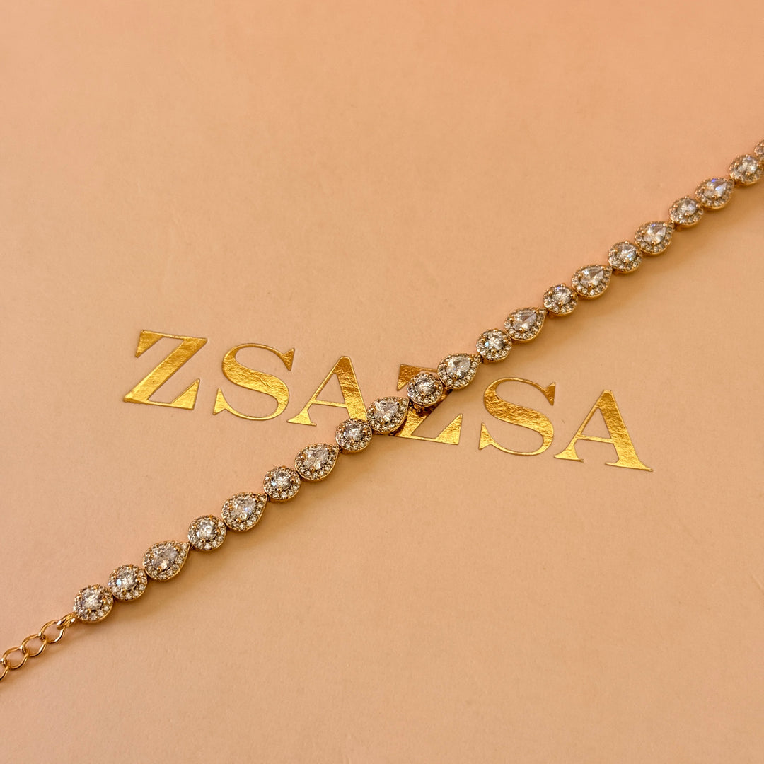 Dainty teardrop and round zircone gold plated bracelet