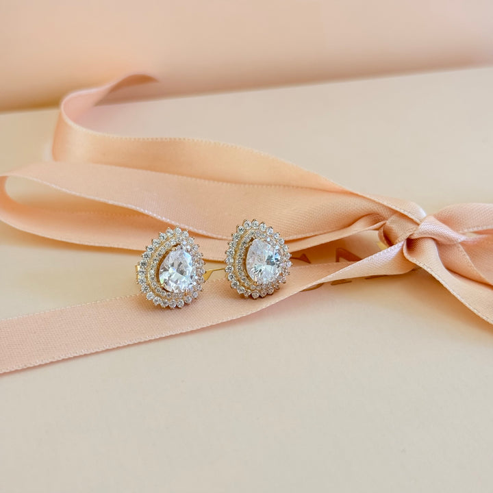 Teardrop zircone gold plated earrings