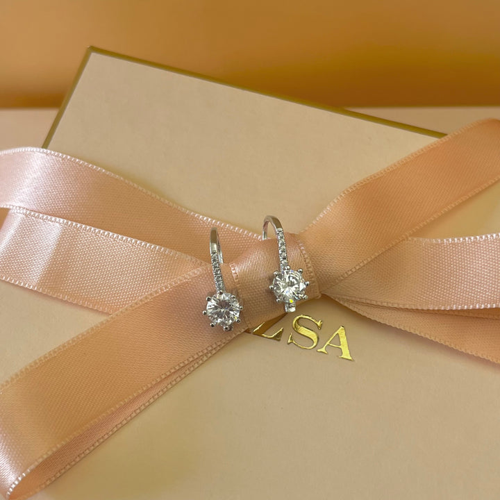 Silver zircone round hooks