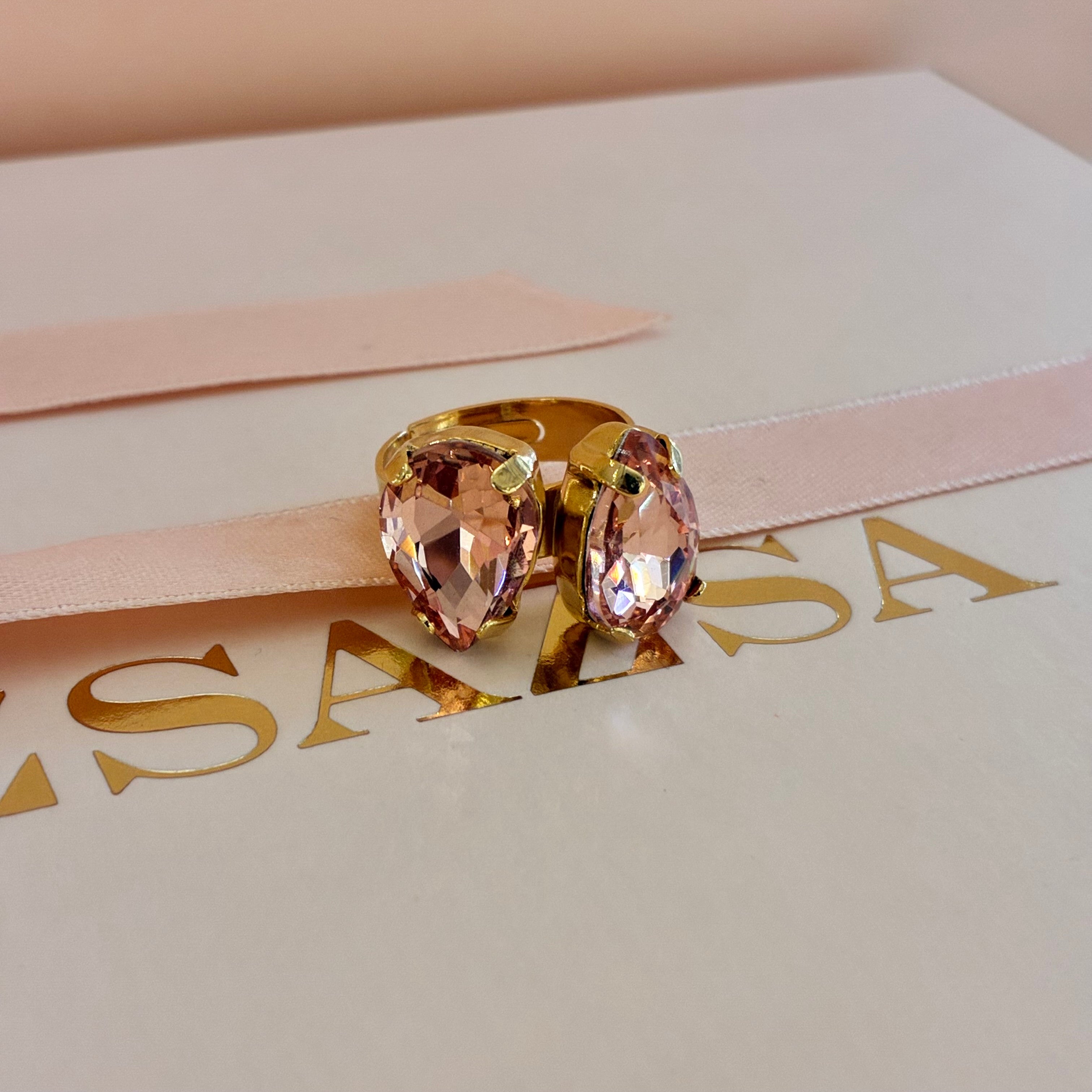 Double teardrop peach ring