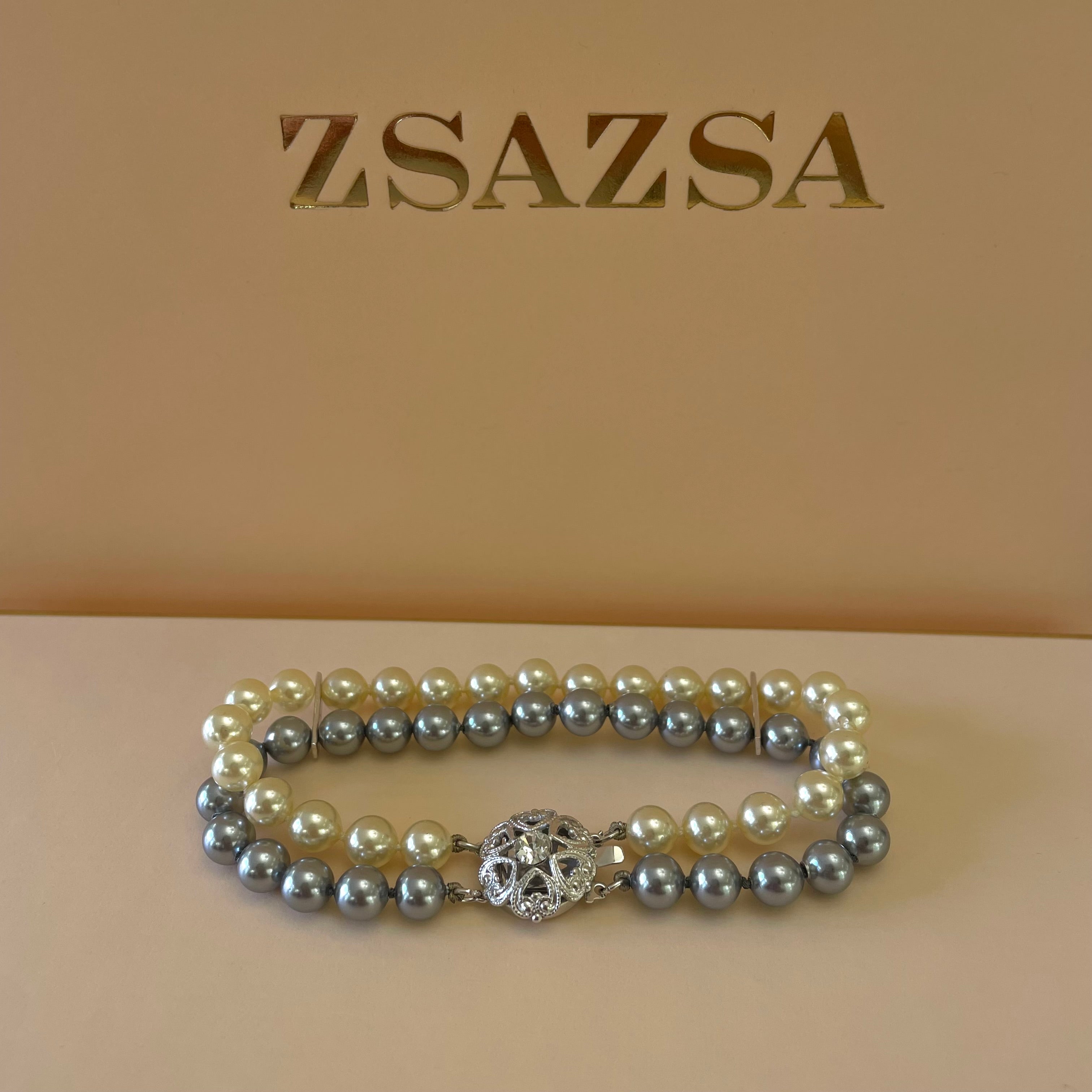 Grey & cream pearls bracelet