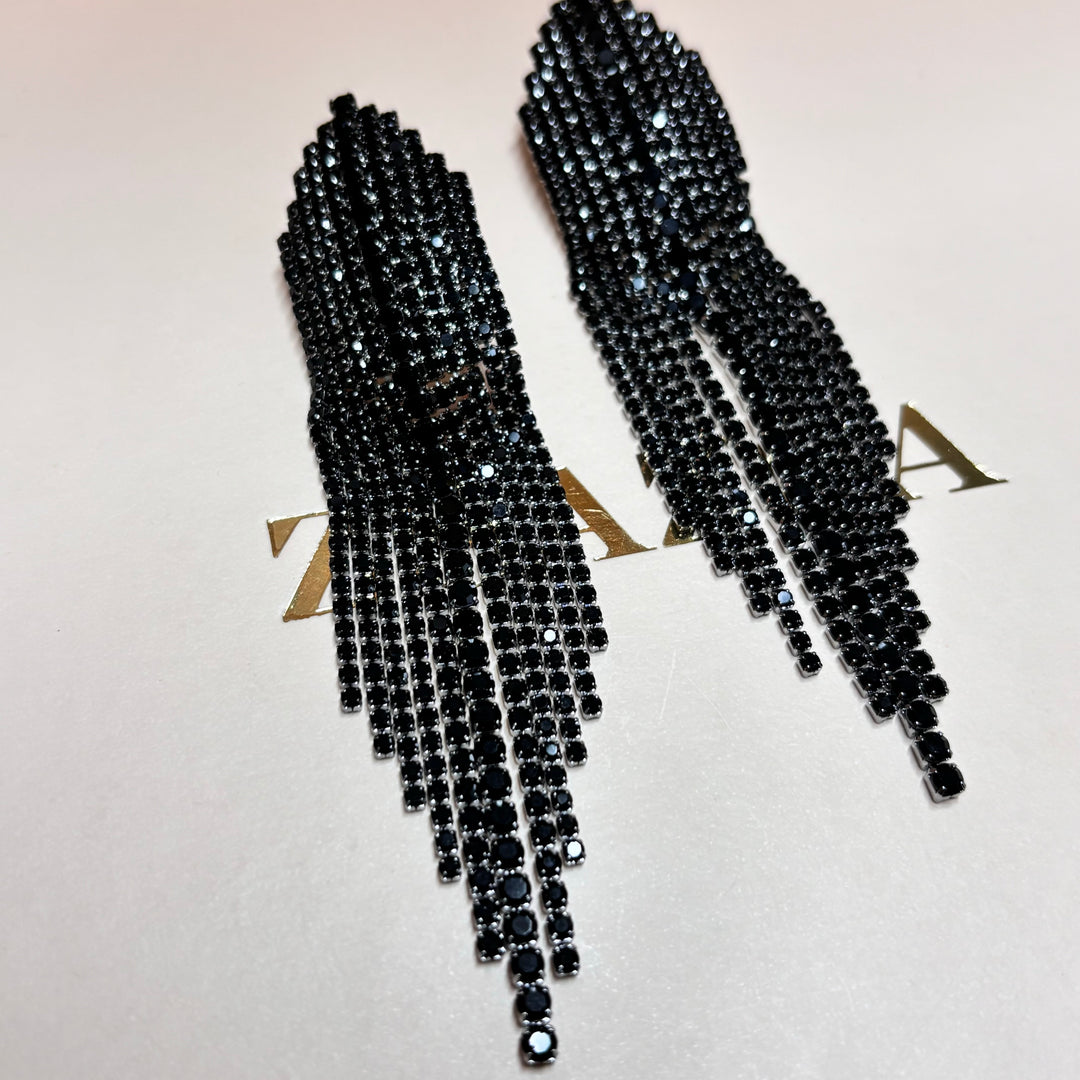 Elegant black long earrings