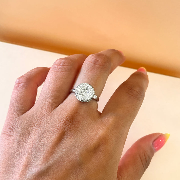 Zircone round sterling silver ring