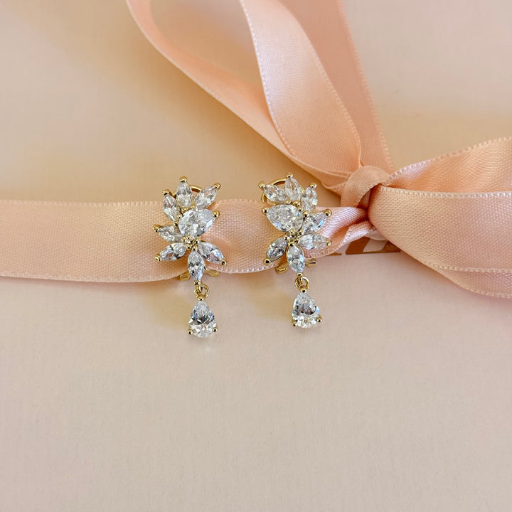 Marquise and teardrop zircone French clip earrings