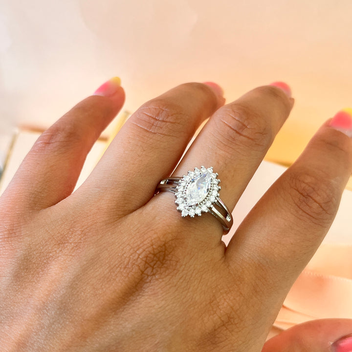 Zircone marquise white gold plated ring