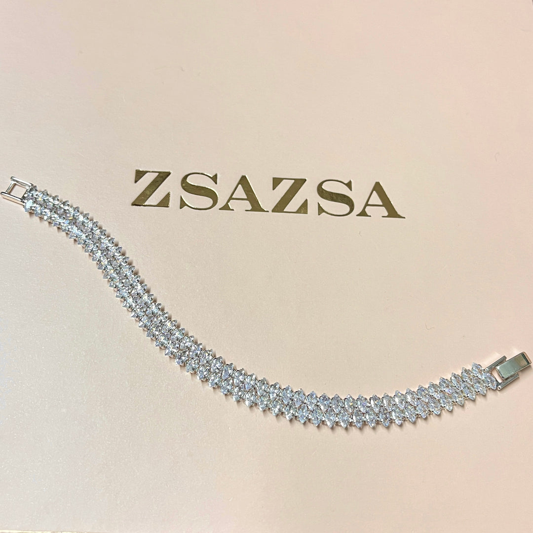 Marquise silver zircone set