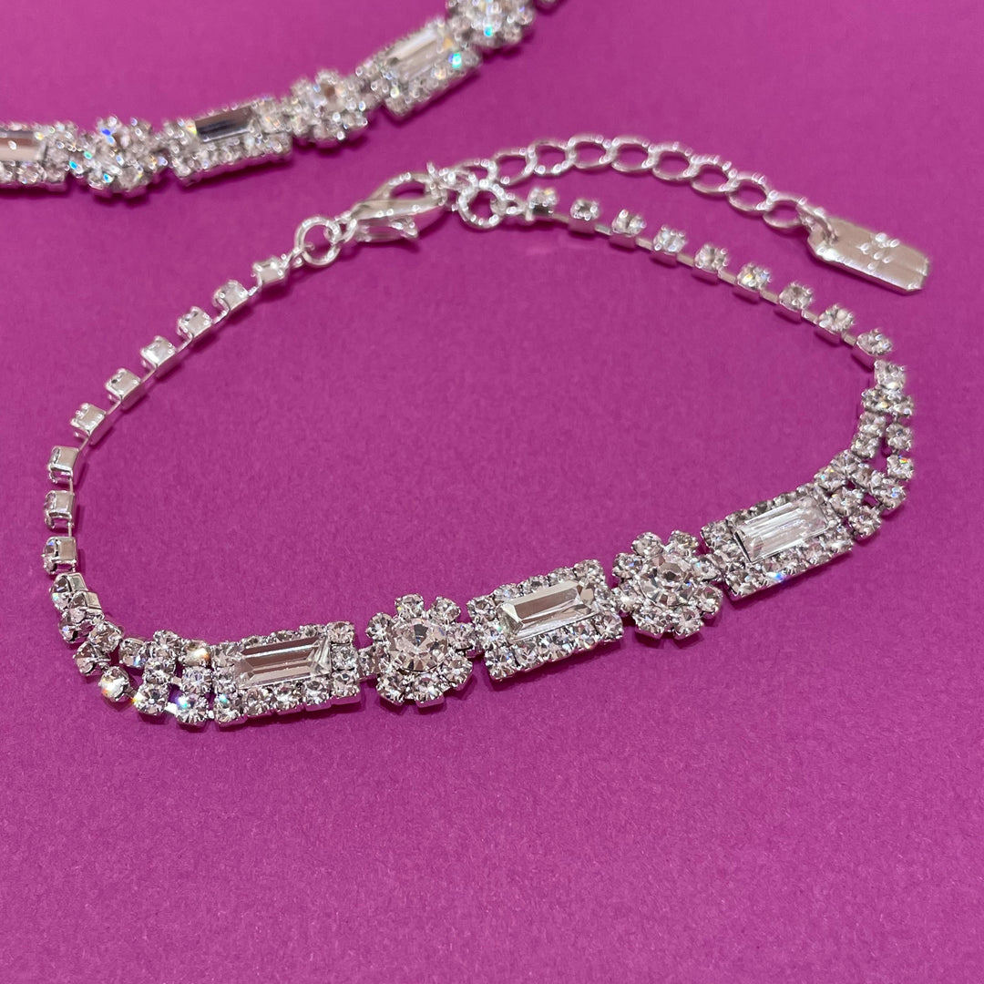 Elegant set