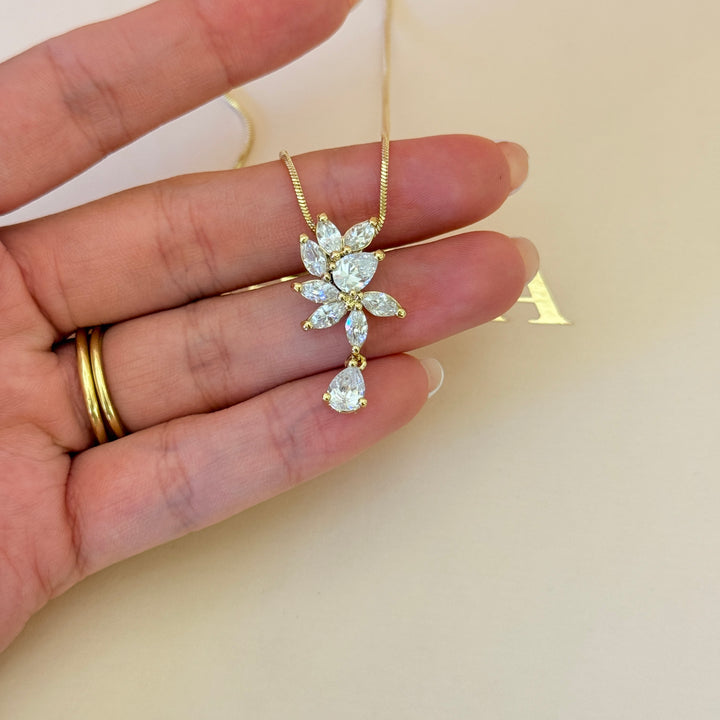 Zircone marquise gold plated pendant
