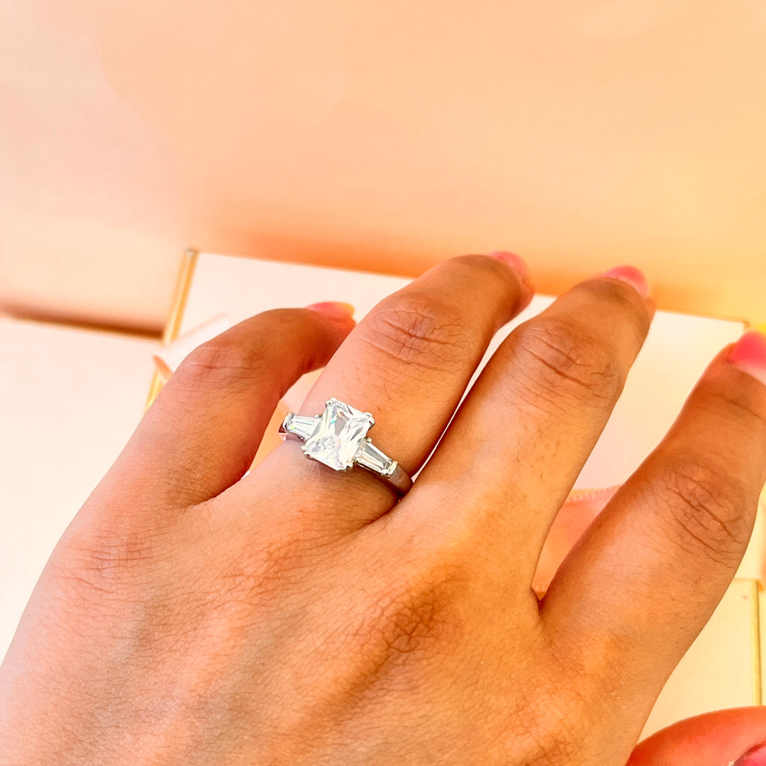 Zircone rectangular trilogy white gold plated ring
