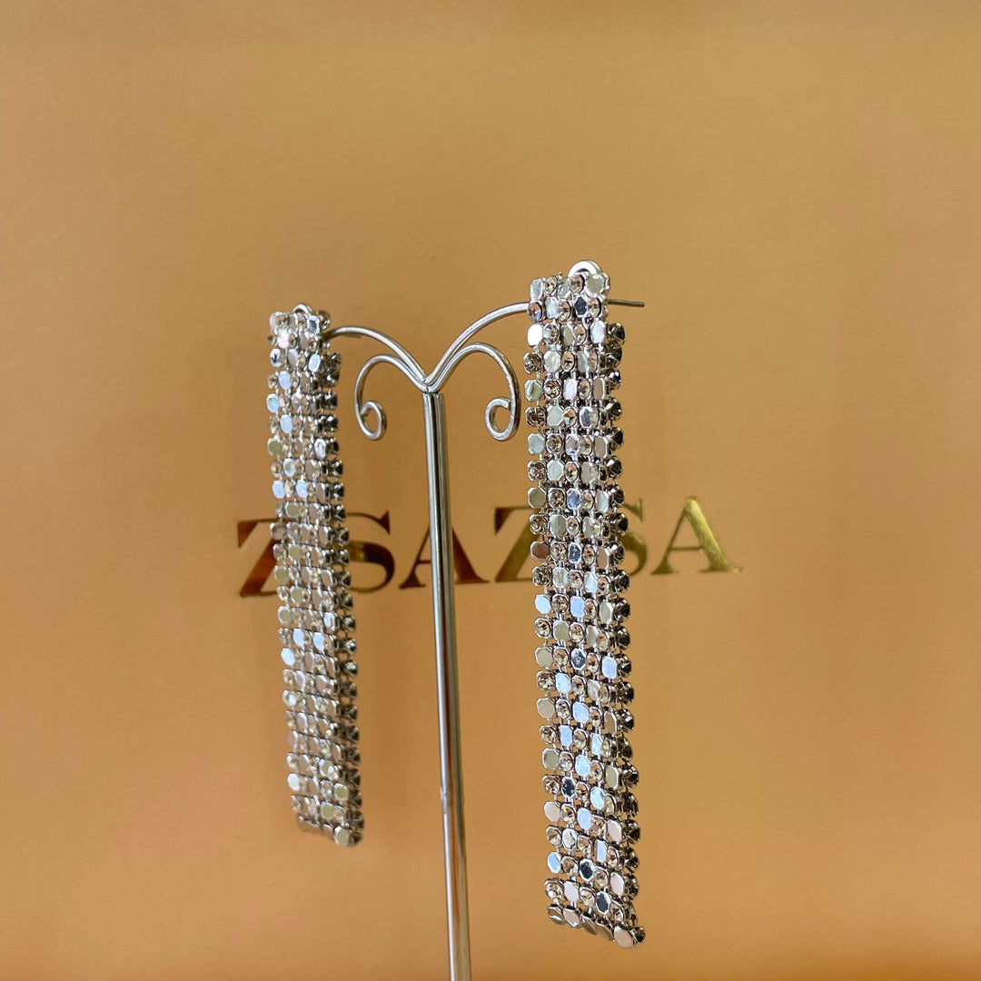Elegant earrings