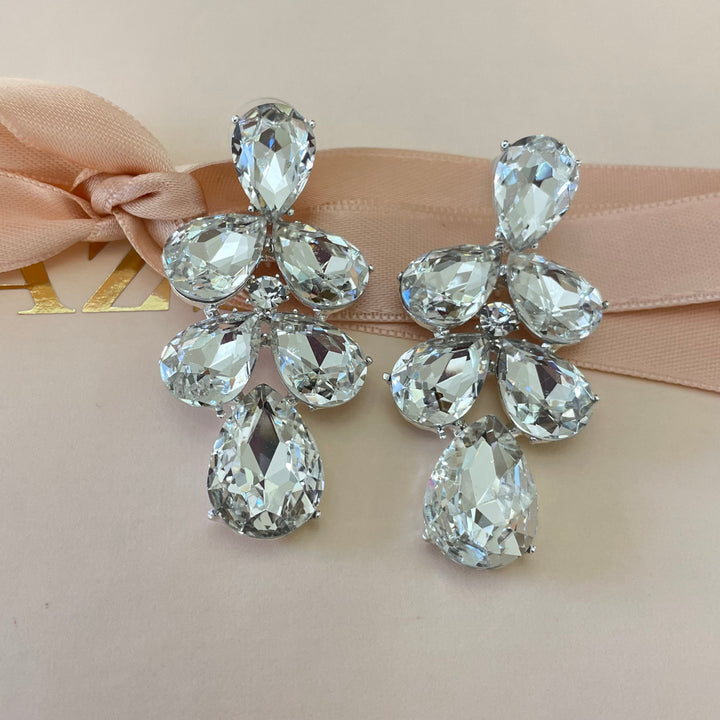 Teardrop earrings