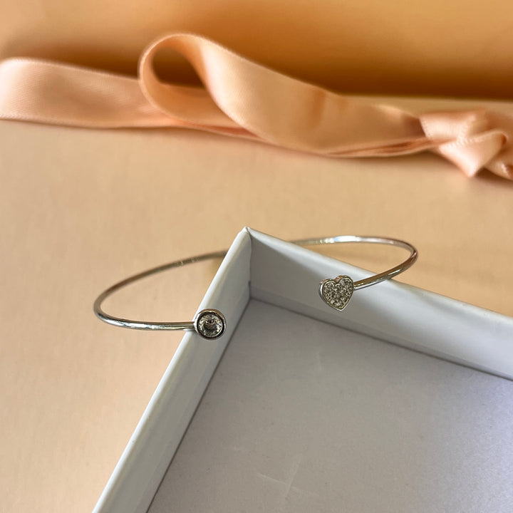 Heart white gold plated bangle