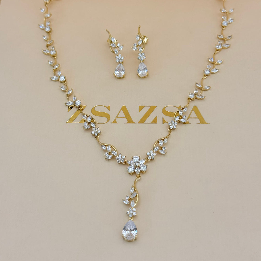 Teardrop and flower zircone gold plated set