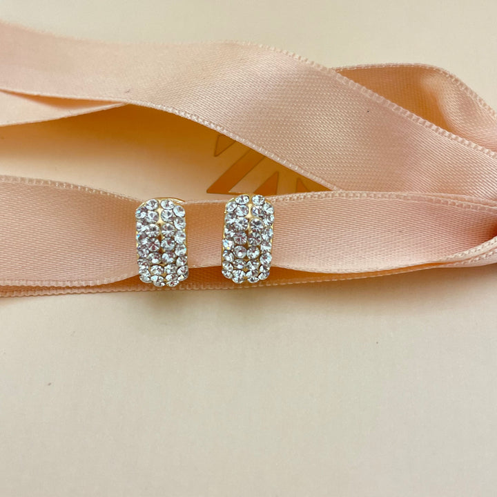 Dainty hoops