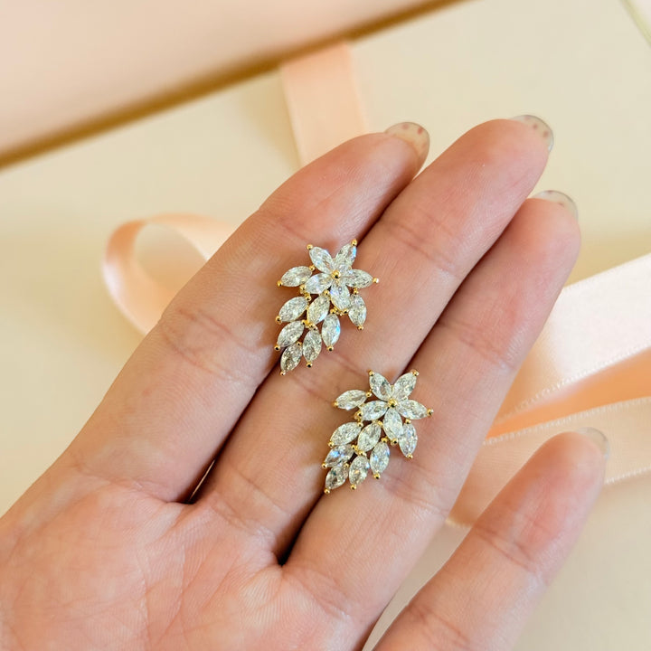Marquise flower zircone gold plated earrings
