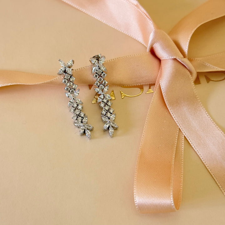 Flower and round zircone silver earrings and bracelet