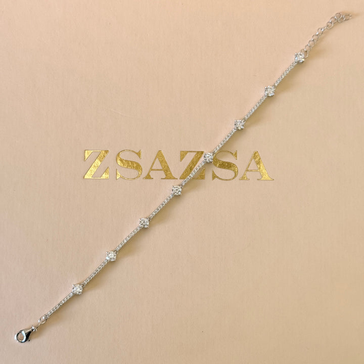 Dainty zircone sterling silver bracelet