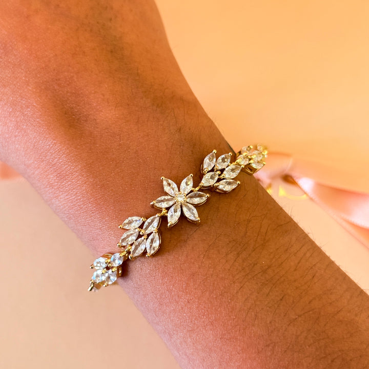 Zircone flower and marquise gold plated bracelet
