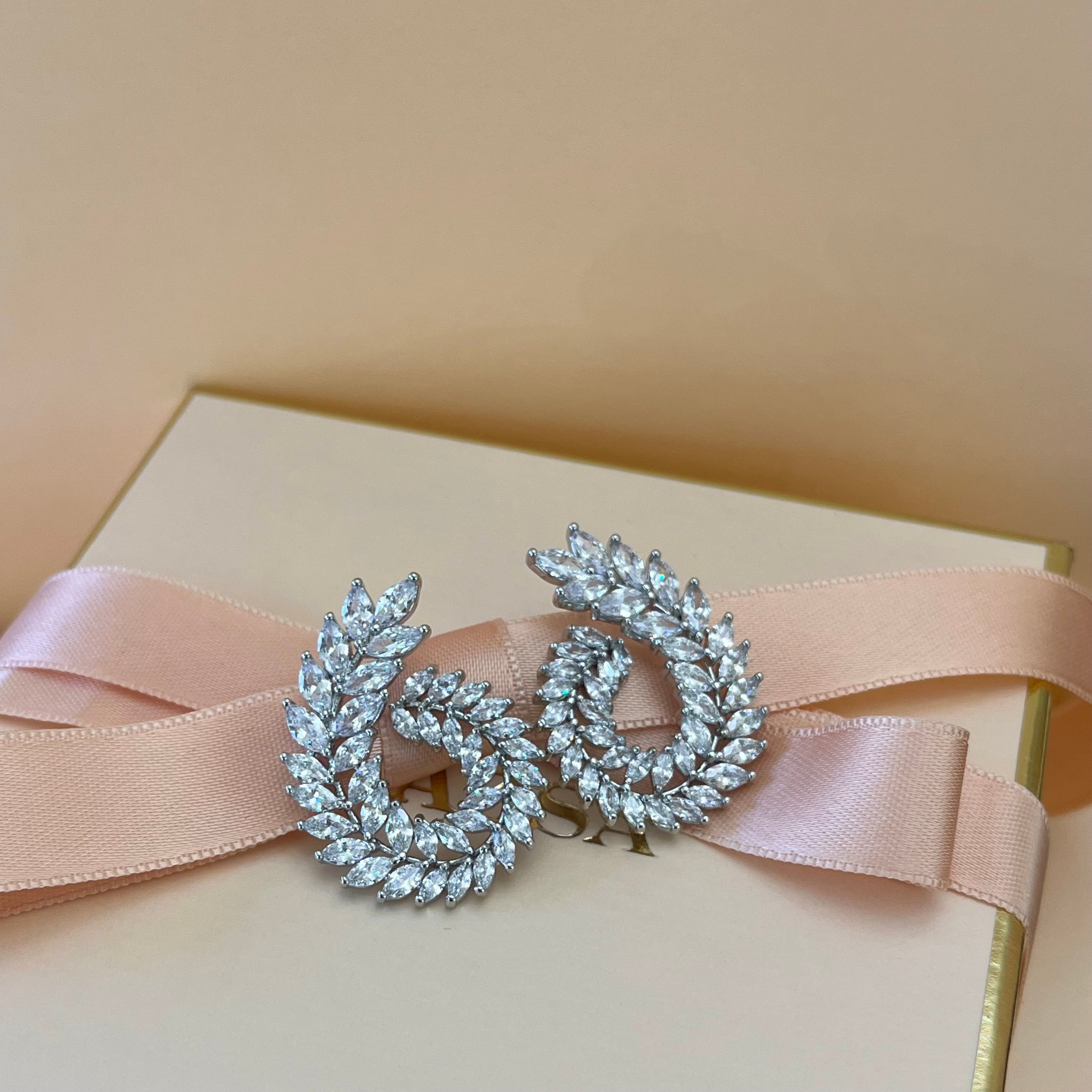 Silver zircone marquise earrings