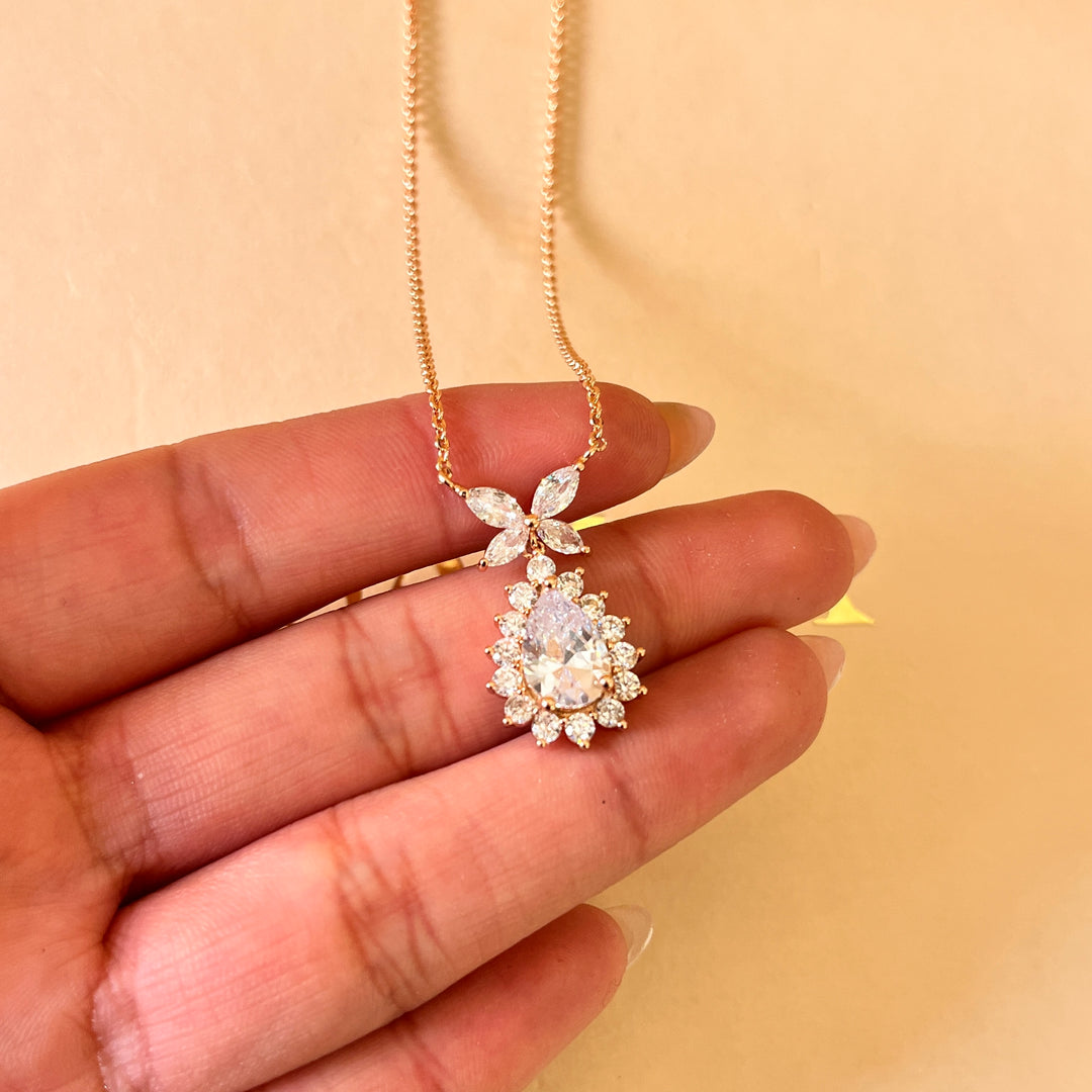 Teardrop zircone rose gold plated pendant