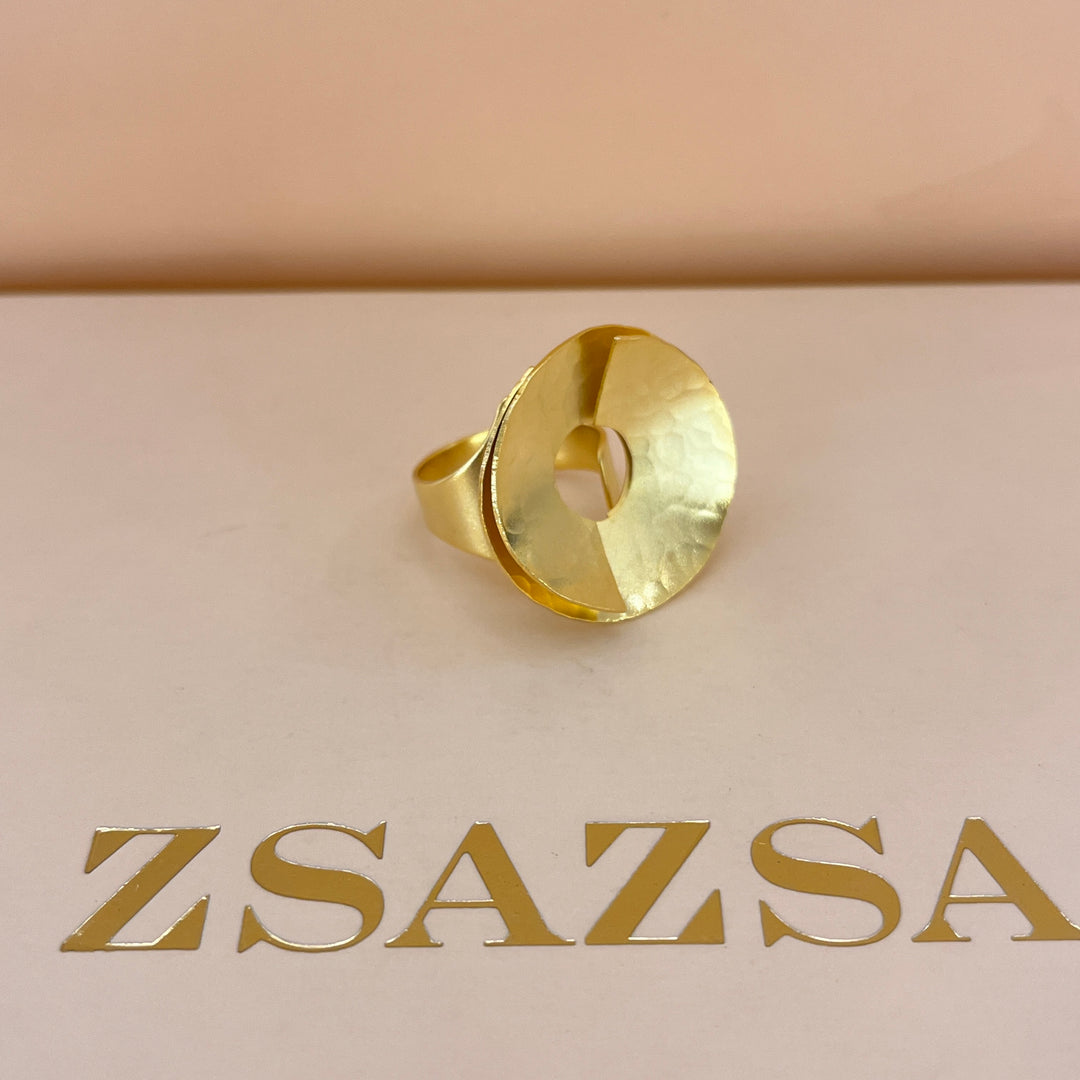 Round gold handmade hooks & ring