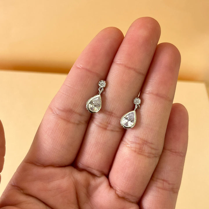 Silver zircone teardrop set