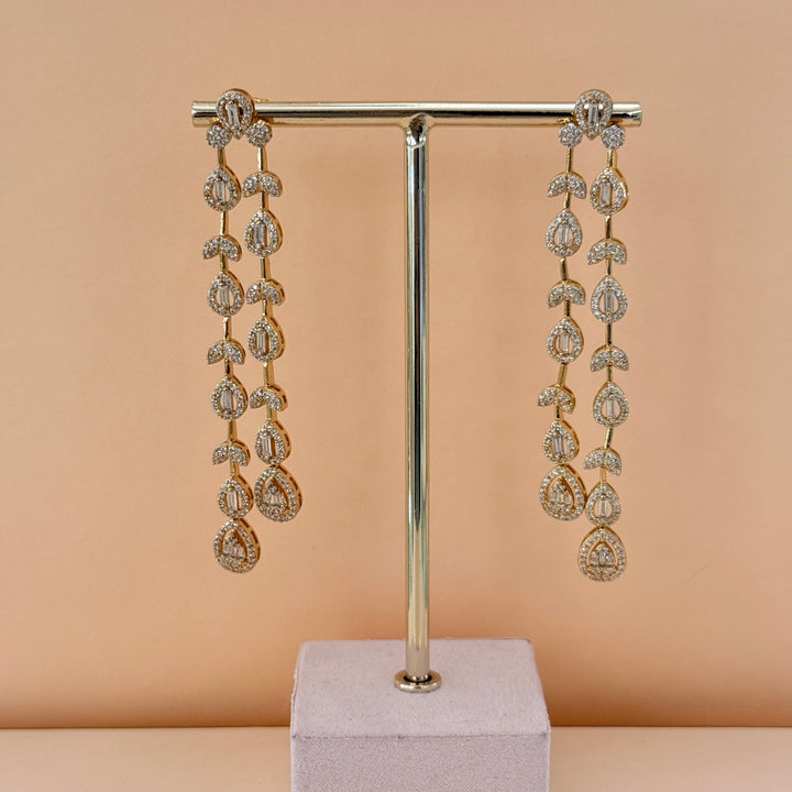 Long marquise and teardrop zircone gold plated earrings