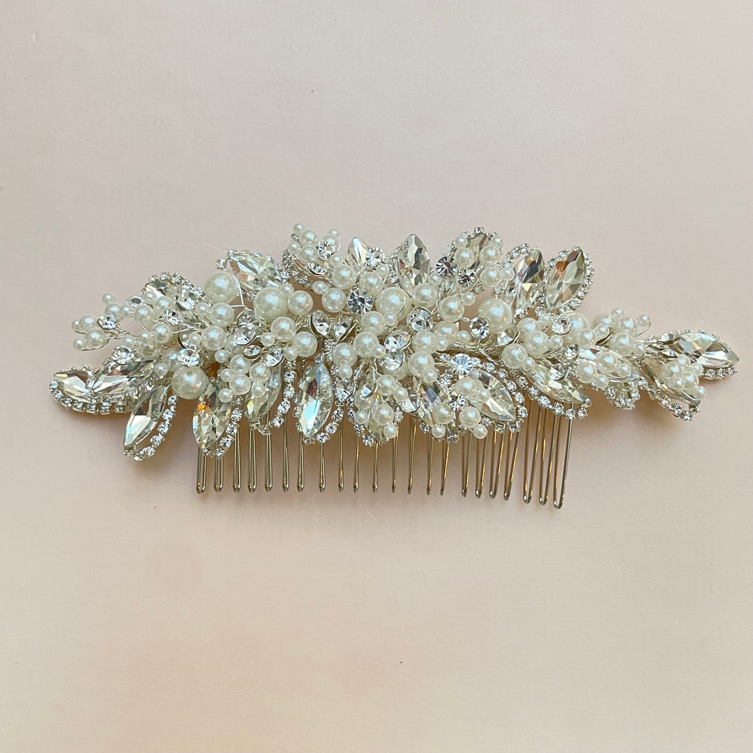 Silver and pearl Dramatic comb