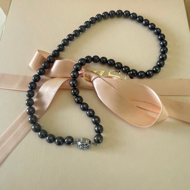 Dark grey Mallorca pearls necklace