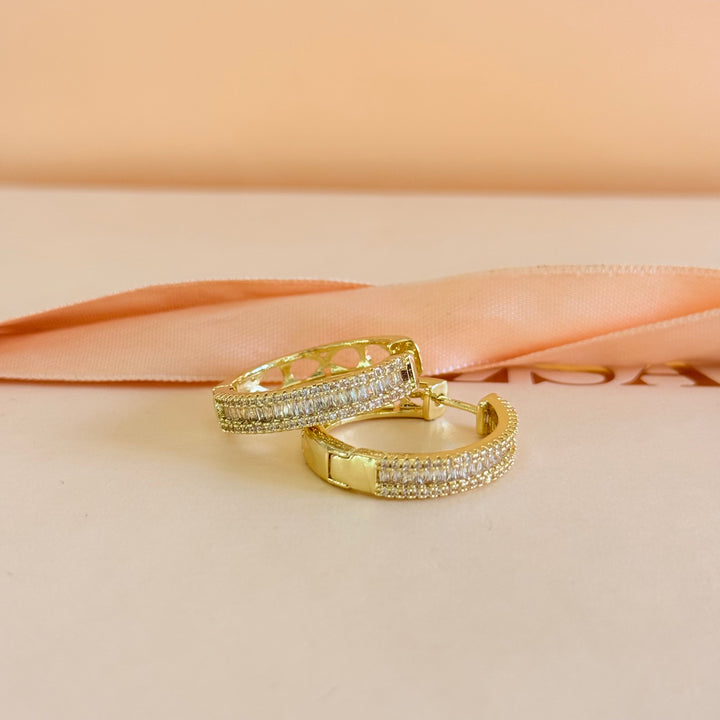 Baguette zircone gold plated hoops