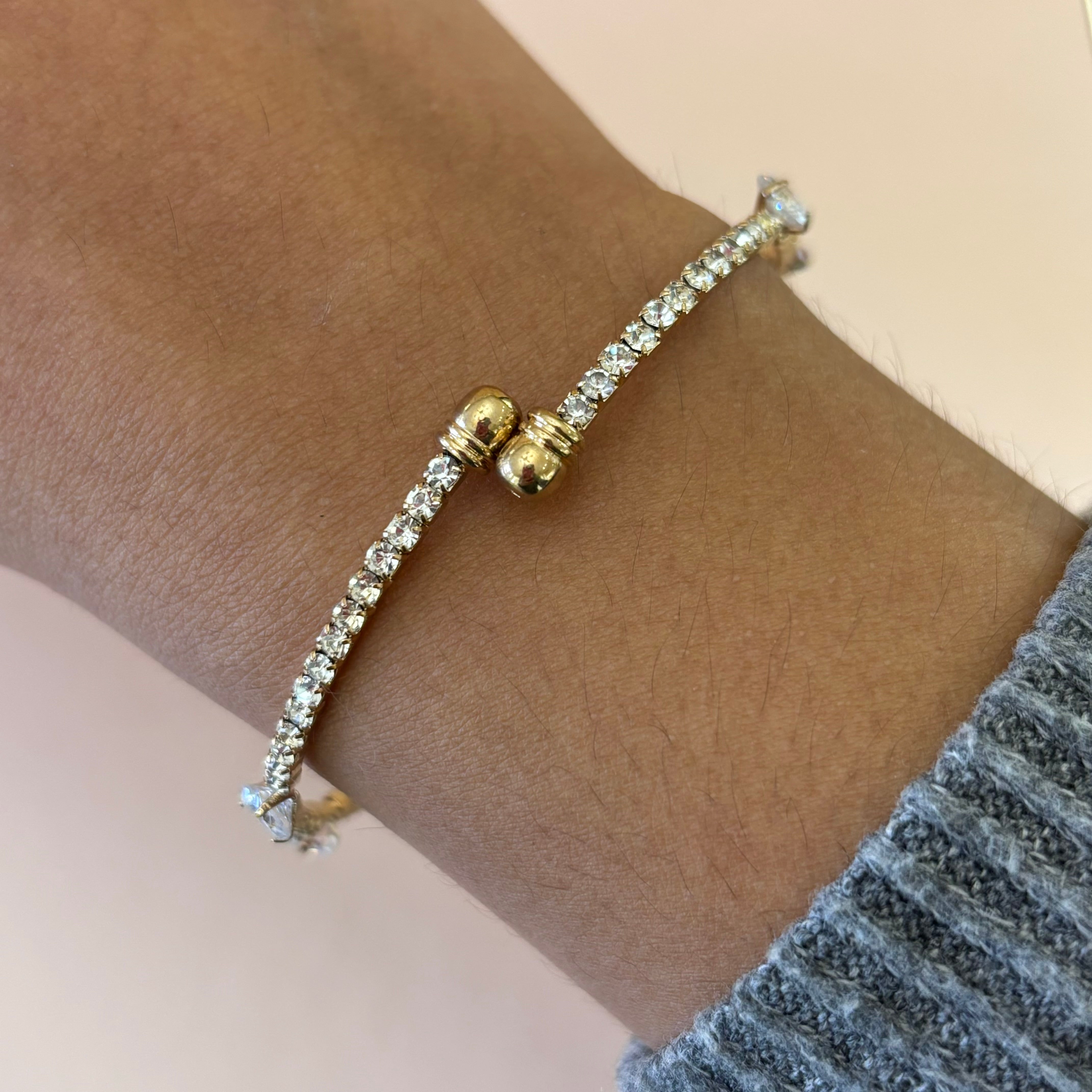 Dainty bangle