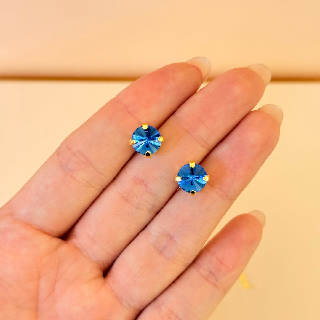 Royal blue gold plated solitaire set