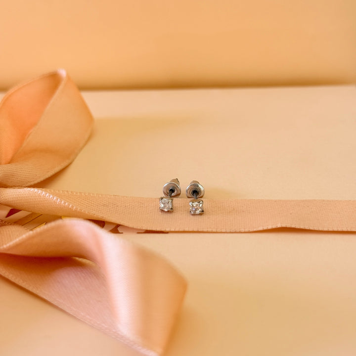 XS dainty solitaire zircone silver studs
