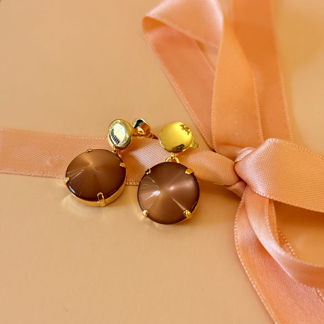 Bronze resin gold plated earrings