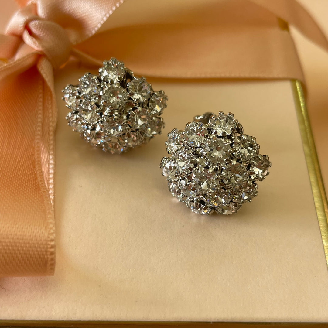 Studs and ring set