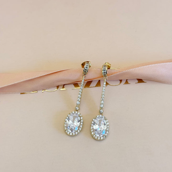 Dangle oval zircone gold plated earrings