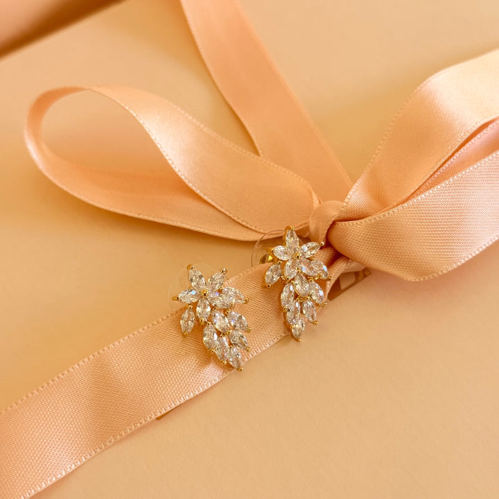 Marquise flower zircone gold plated earrings