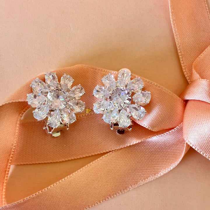 Flower zircone silver clip on earrings