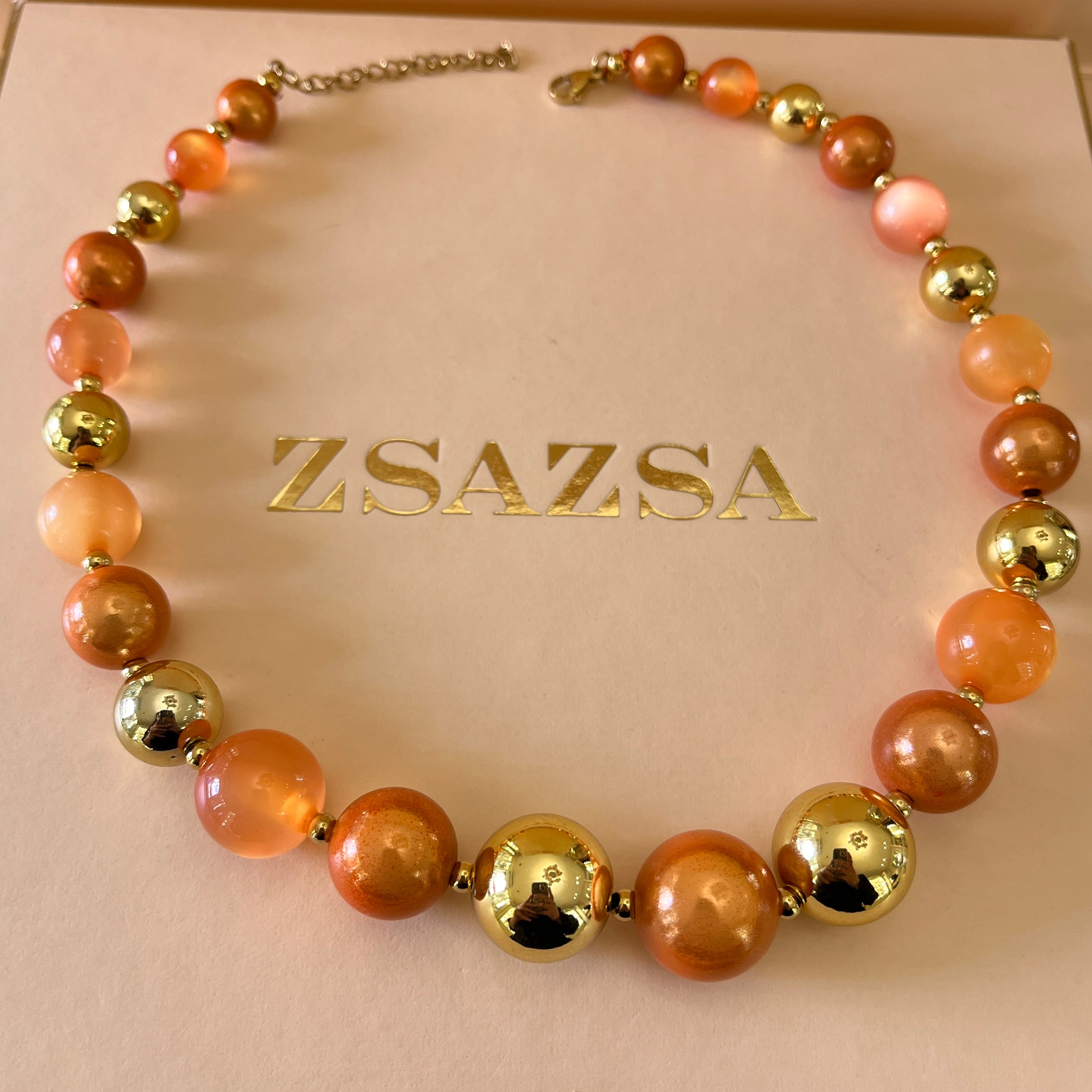 Orange resin set