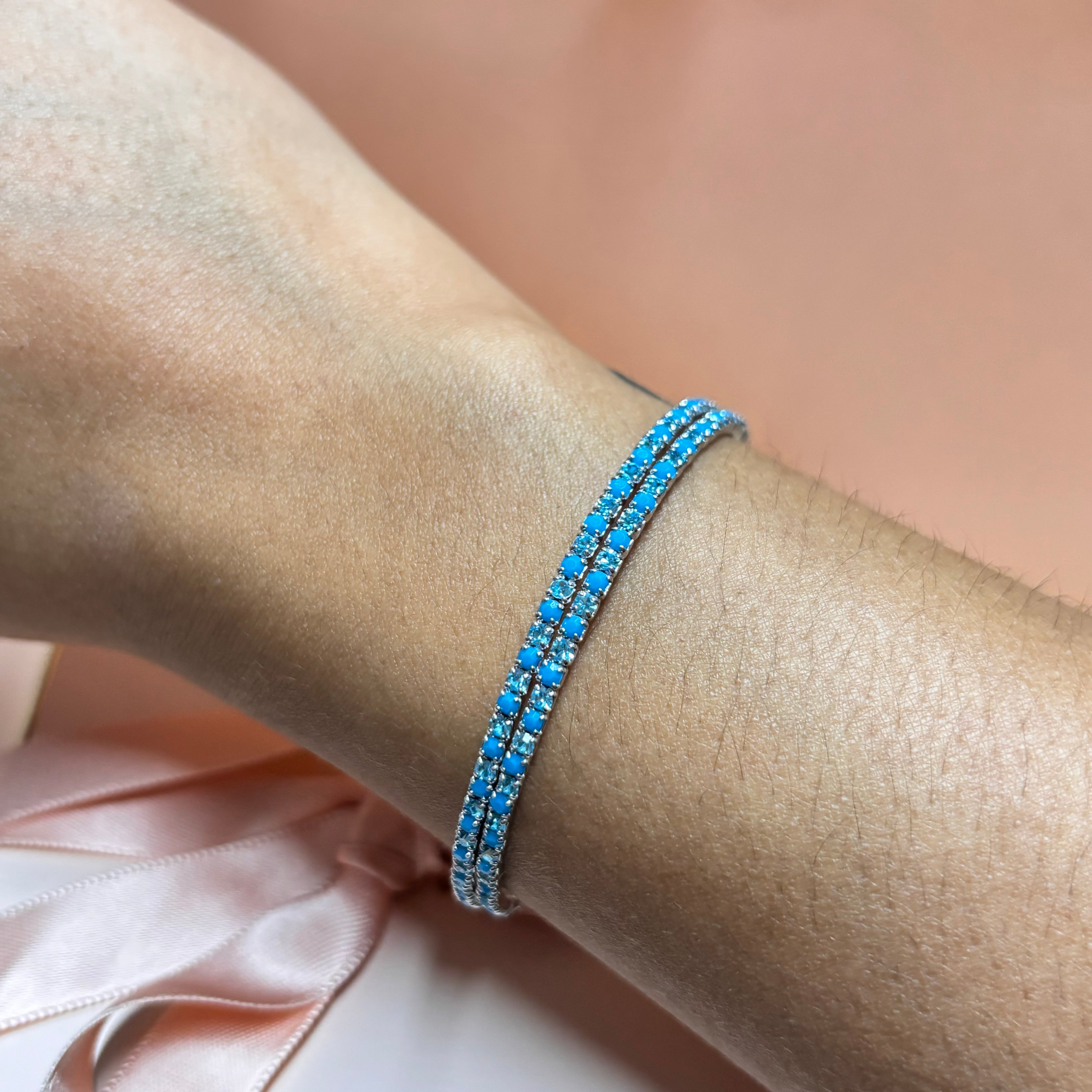 Dainty turquoise bangle