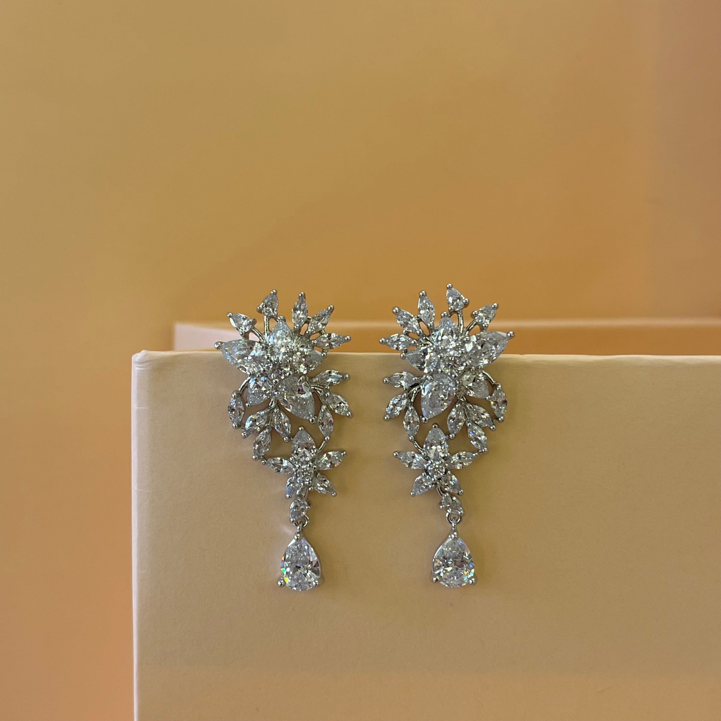 Silver zircone earrings