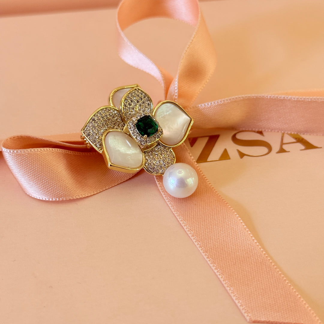 Green zircone and pearl flower gold plated brooch