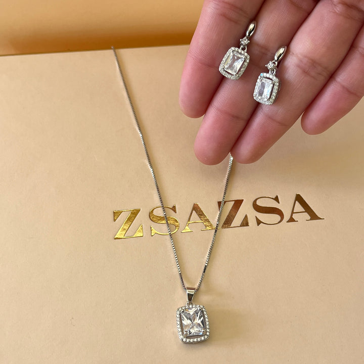 Silver zircone rectangular set