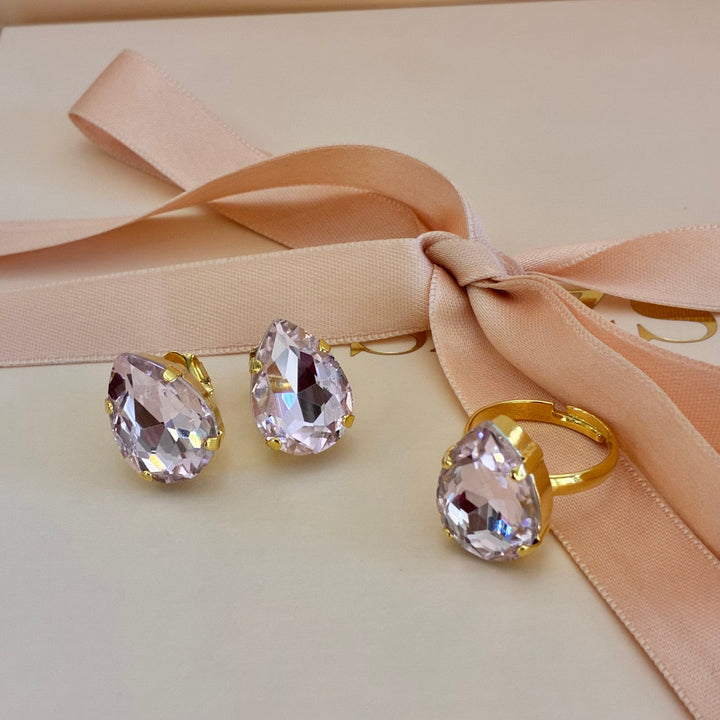 Teardrop light pink Preciosa crystals gold plated