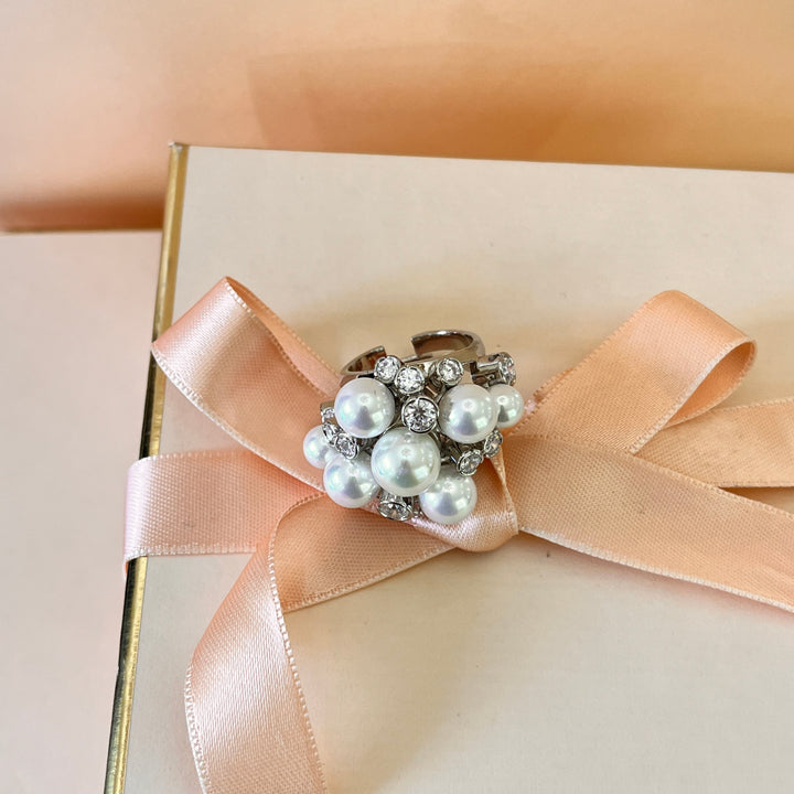 Zircone and Mallorca pearls white gold plated ring