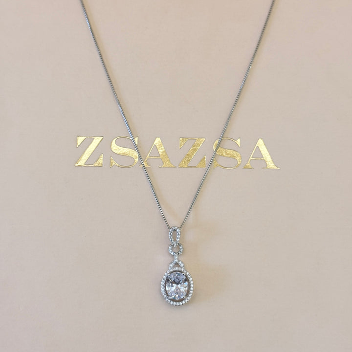 Oval zircone silver pendant