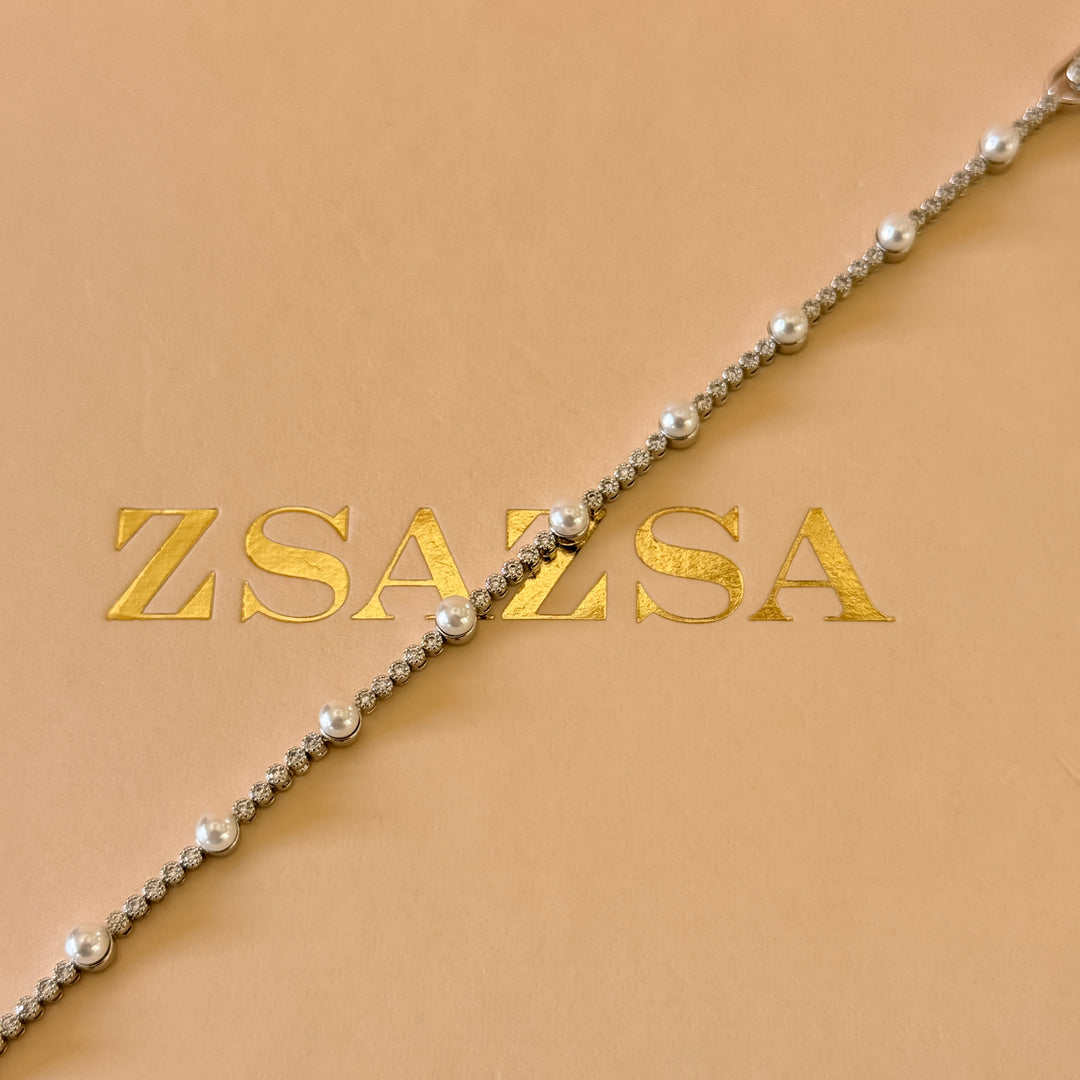 Dainty pearls and zircone silver bracelet