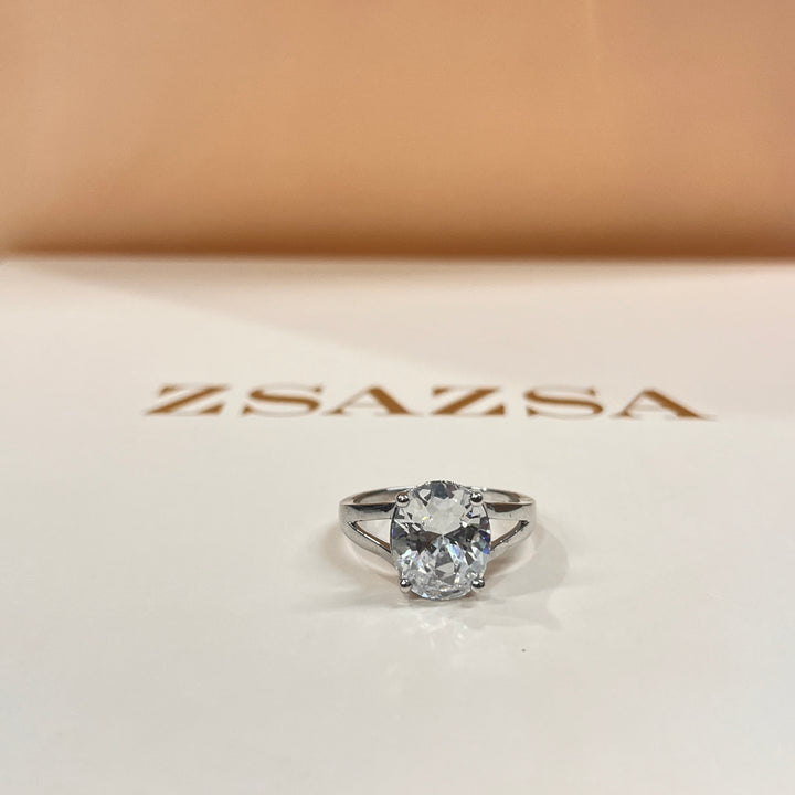 Zircone oval white gold plated ring